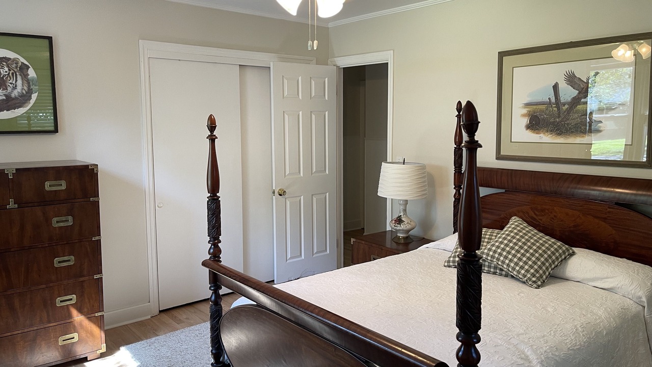 Photo of Bedroom in Beaufort