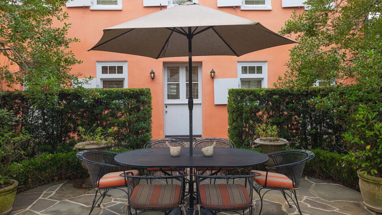 Photo of Outdoor in Downtown Charleston