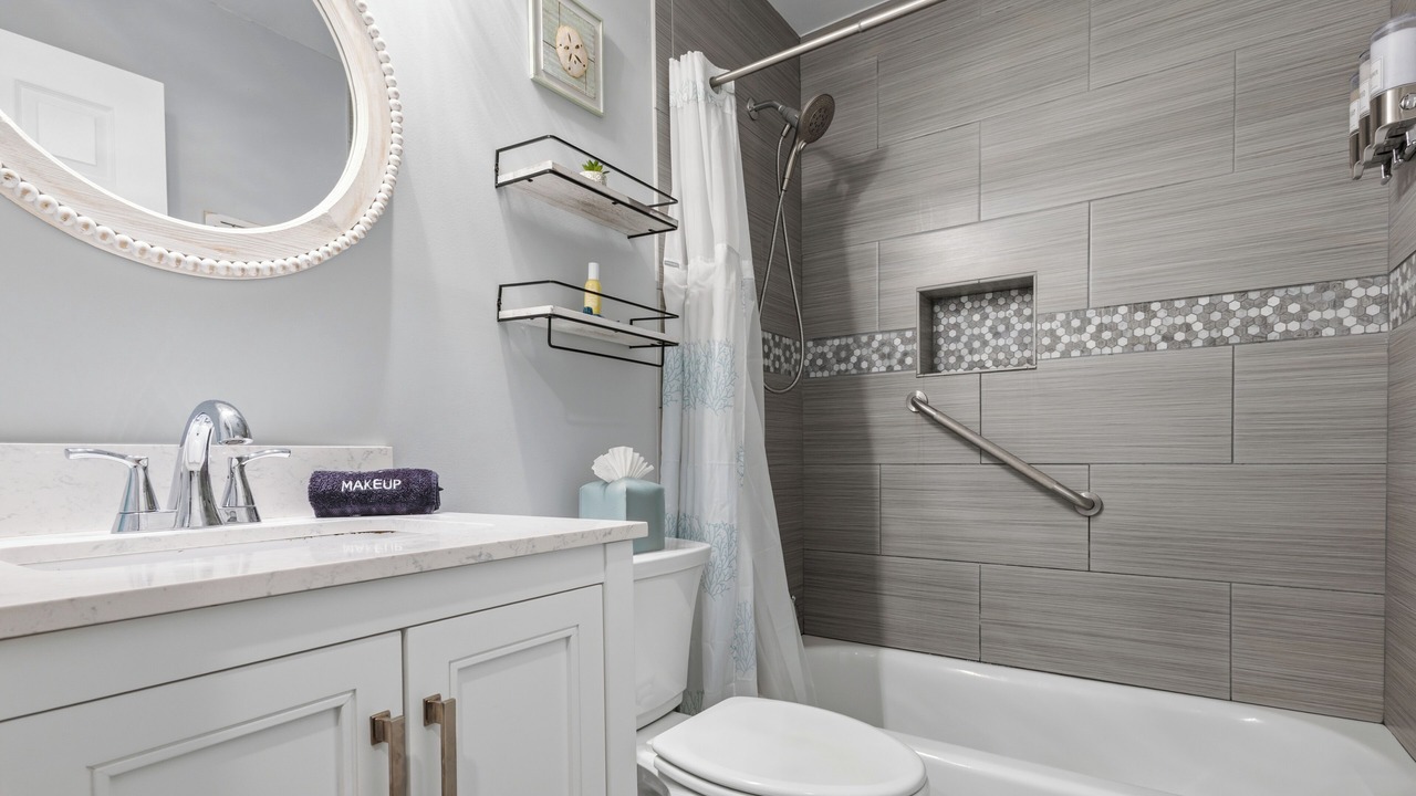 Photo of Bathroom in Beaufort