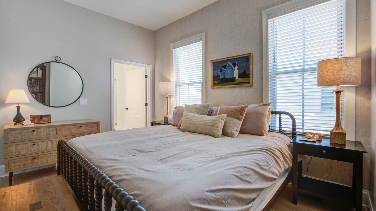Photo of Bedroom in Westside