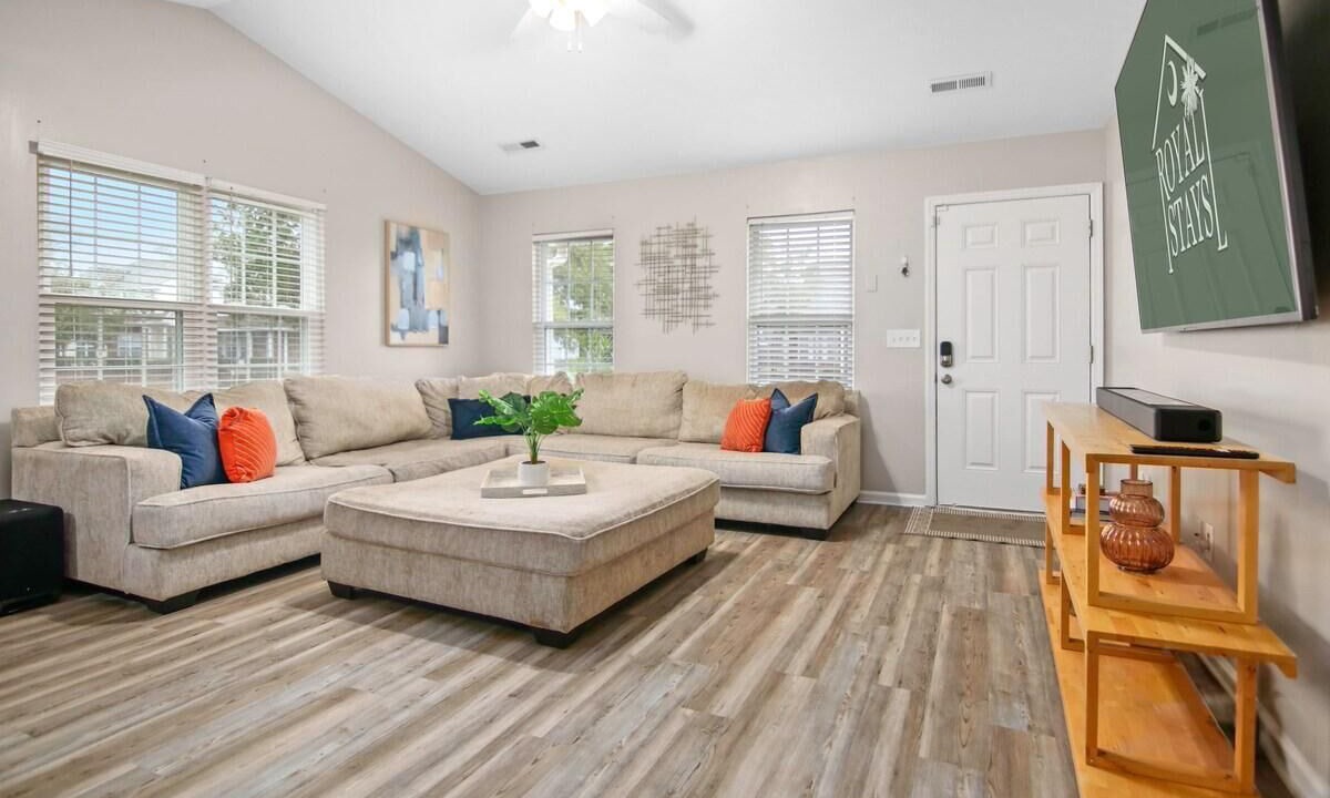 Photo of Livingroom in Charleston