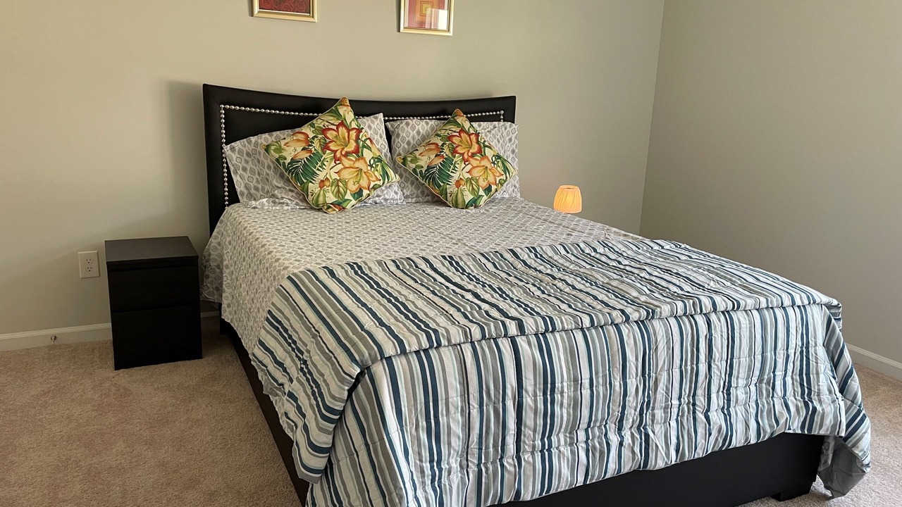 Photo of Bedroom in Summerville