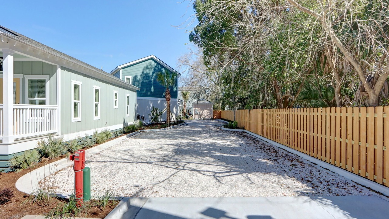 Photo of Outdoor in Thunderbolt