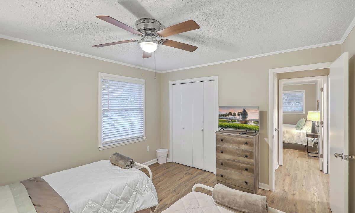 Photo of Bedroom in Summerville