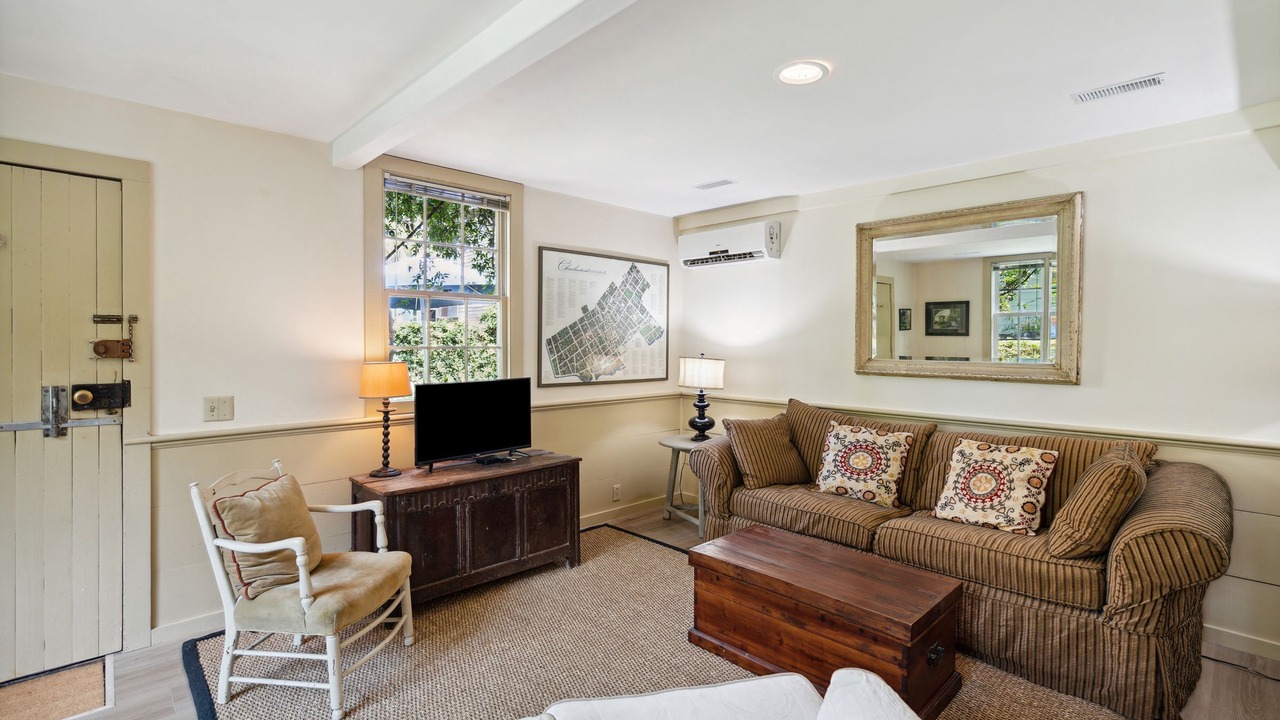 Photo of Livingroom in Ansonborough