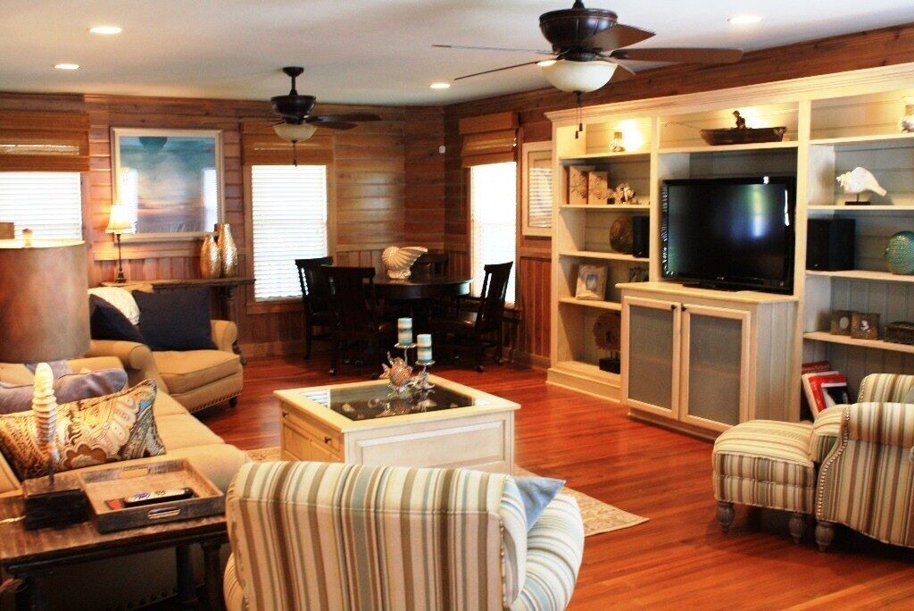 Photo of Livingroom in Ocean Ridge