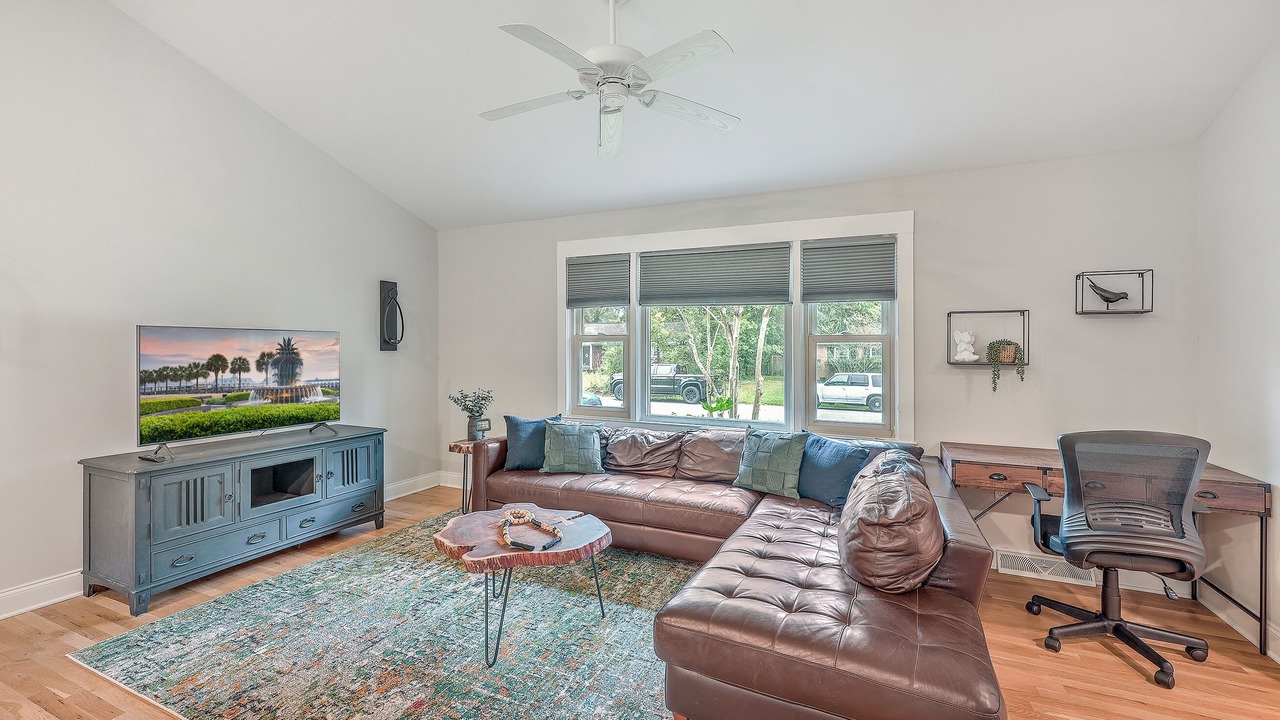 Photo of Livingroom in Ladson