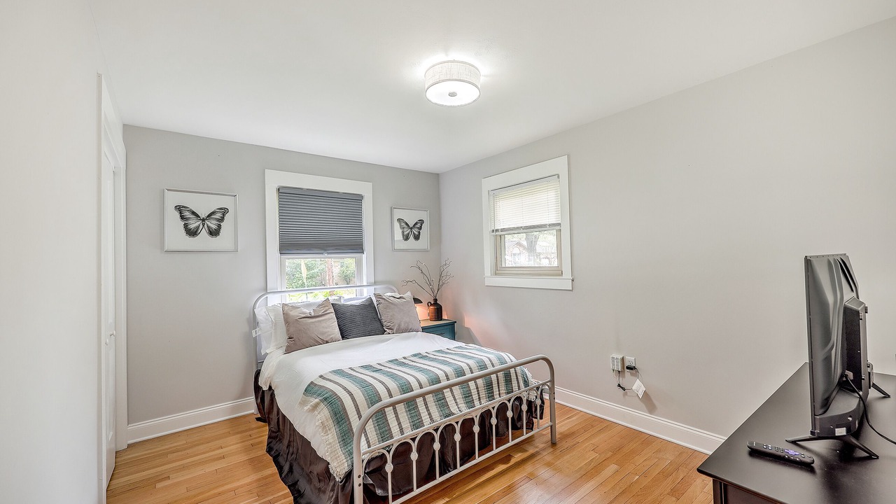 Photo of Bedroom in Ladson
