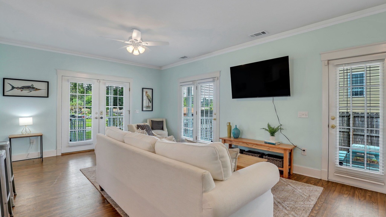 Photo of Livingroom in Thunderbolt