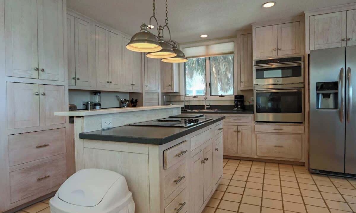 Photo of Kitchen in Saint Helena Island