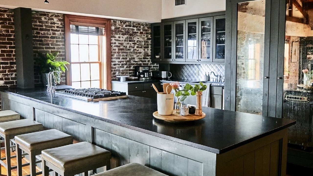 Photo of Kitchen in Charleston Historic District
