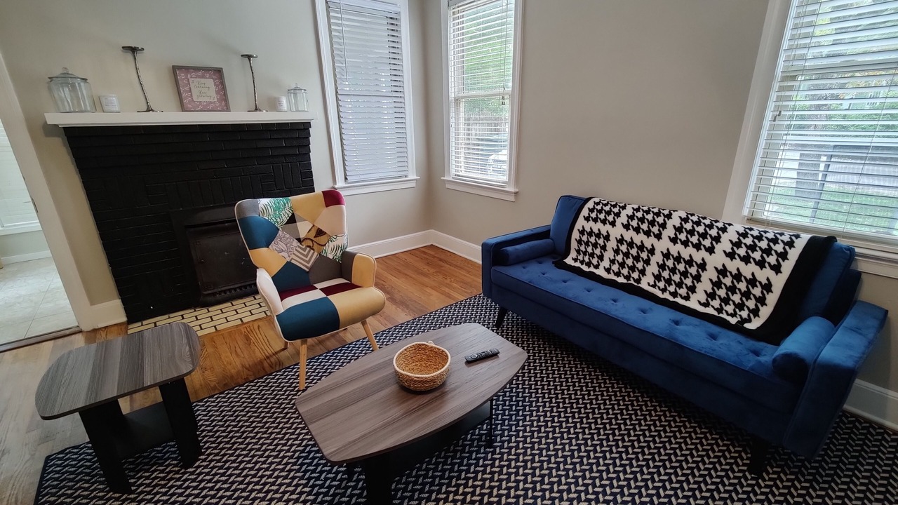 Photo of Livingroom in Rosewood