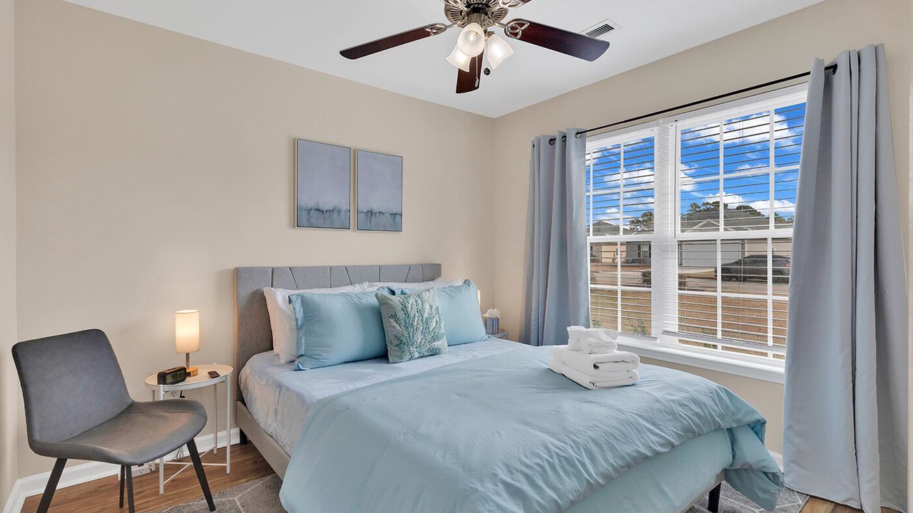 Photo of Bedroom in Surfside Beach