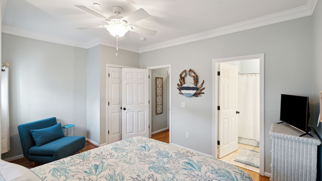 Photo of Bedroom in Waters Edge