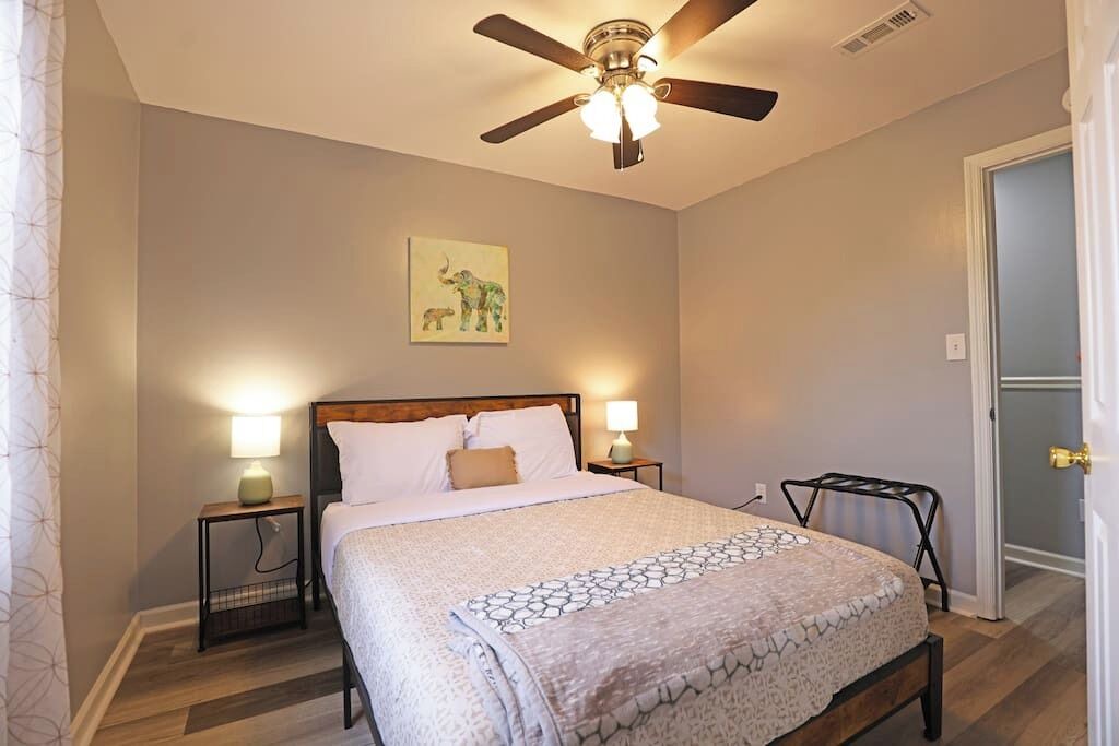 Photo of Bedroom in Evans