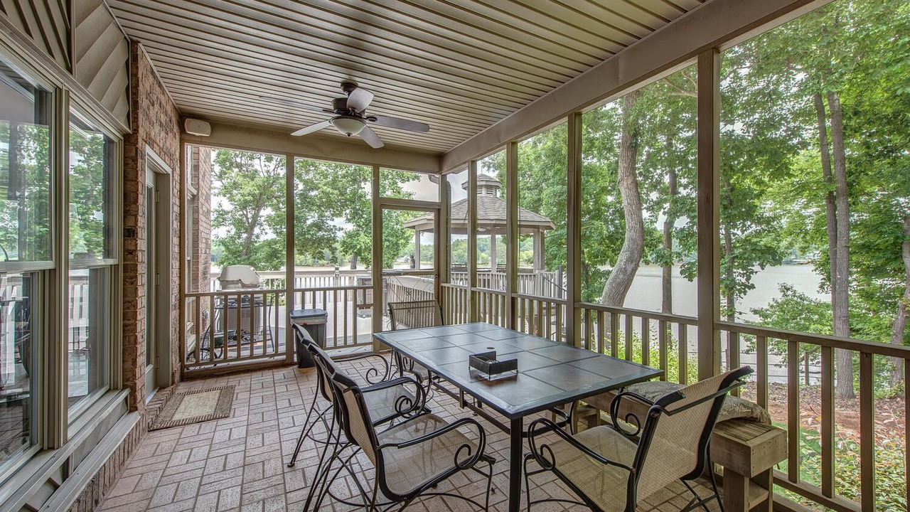 Photo of Outdoor in Belmont