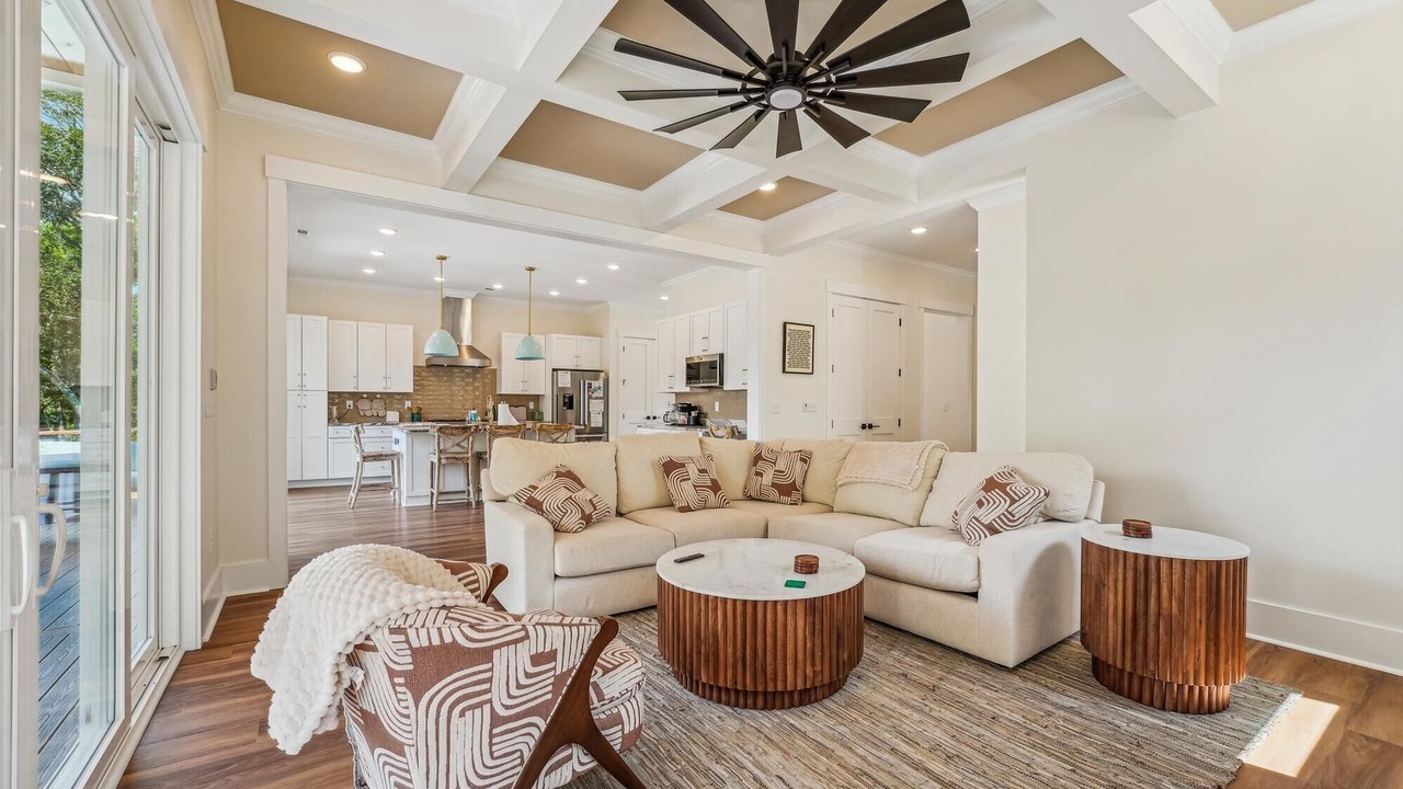 Photo of Livingroom in Atlantic Beach