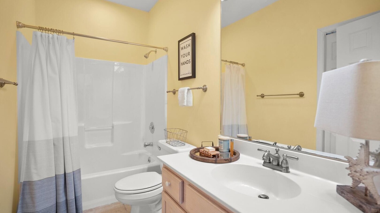 Photo of Bathroom in Bonito Boathouses