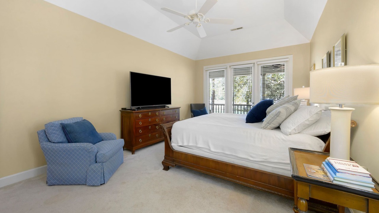Photo of Bedroom in Debordieu Colony