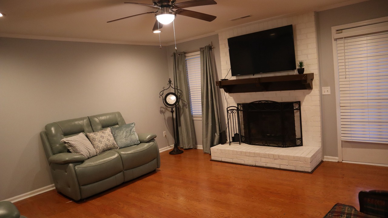Photo of Livingroom in West Ashley