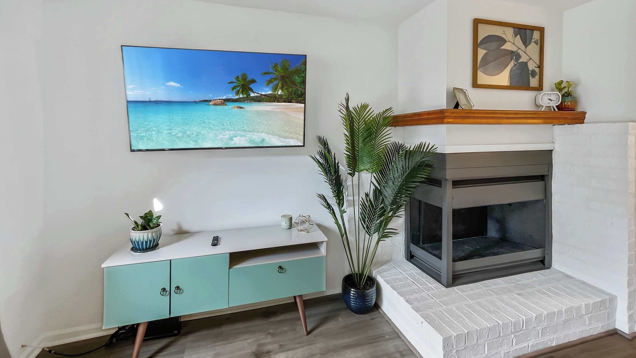 Photo of Livingroom in Mount Pleasant