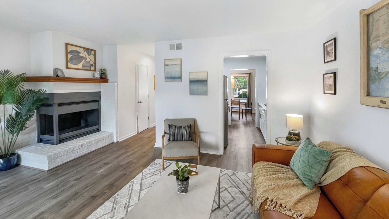 Photo of Livingroom in Mount Pleasant