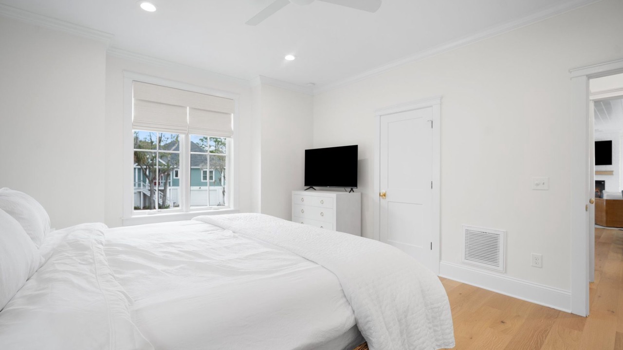 Photo of Bedroom in Deer Lake