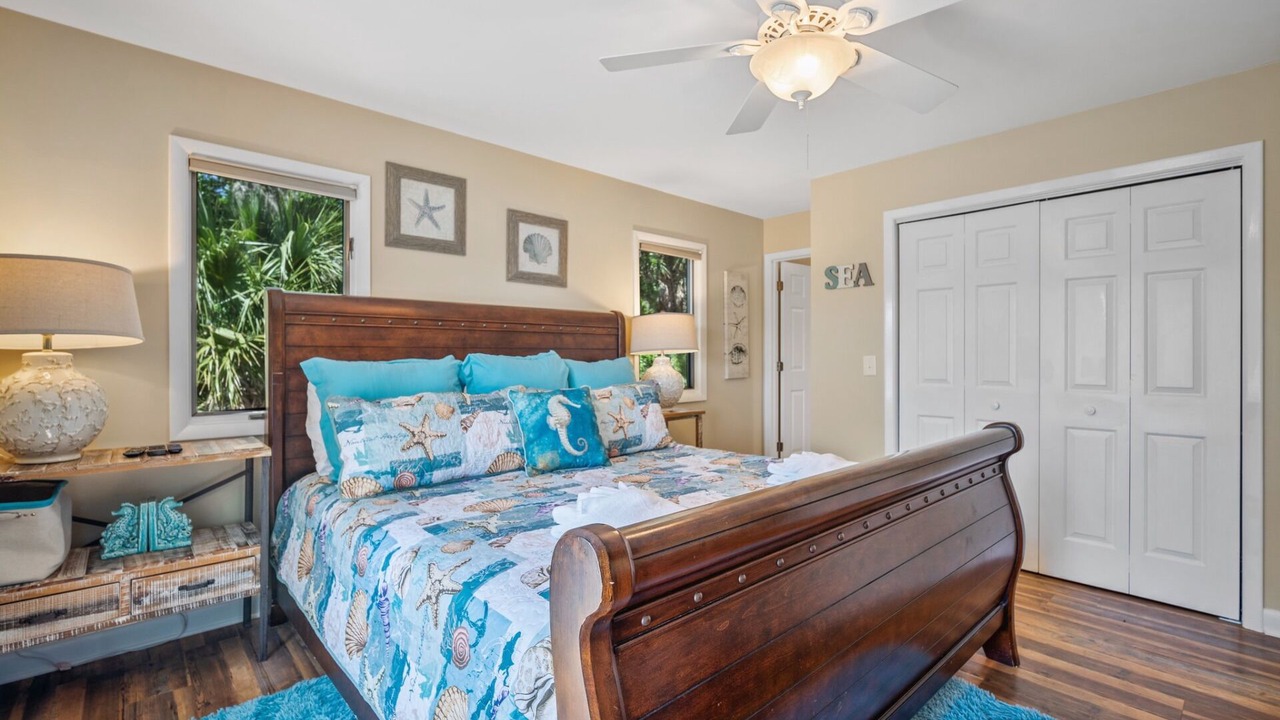 Photo of Bedroom in Blue Heron Lake