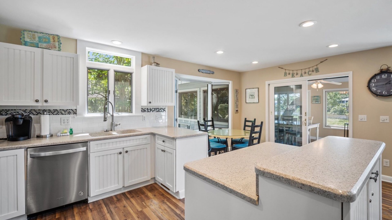 Photo of Kitchen in Blue Heron Lake