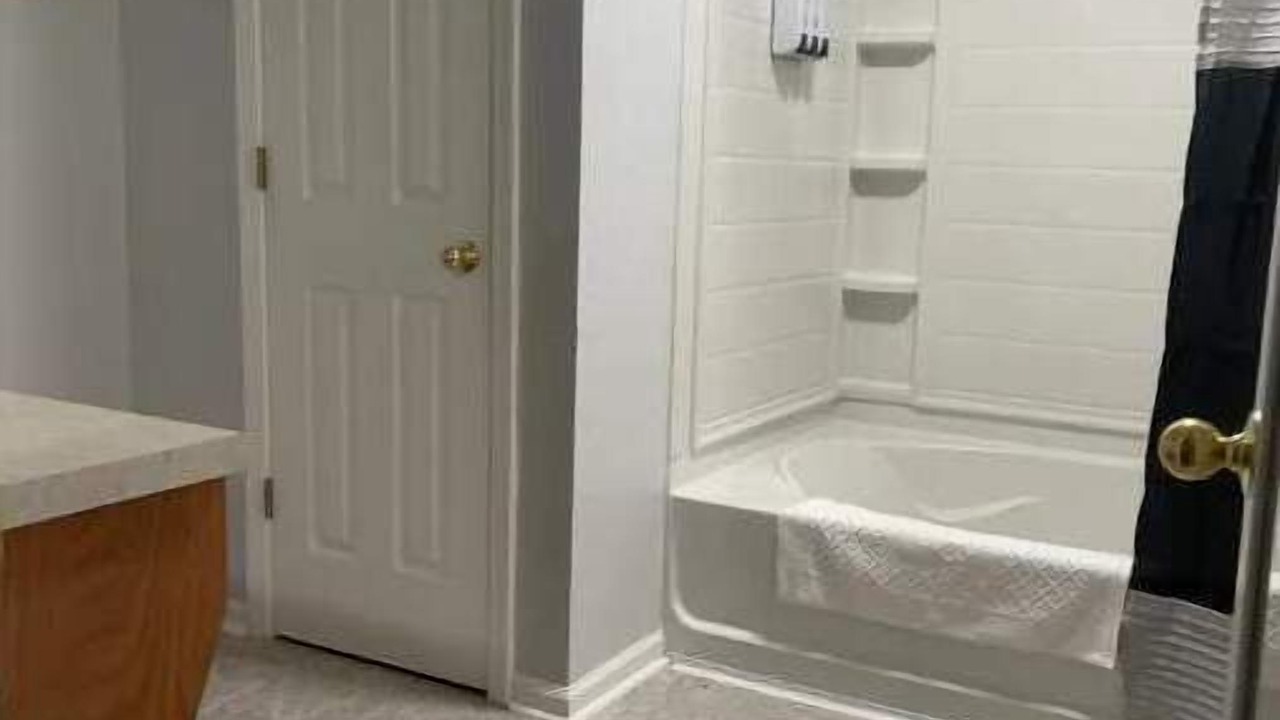 Photo of Bathroom in Port Wentworth