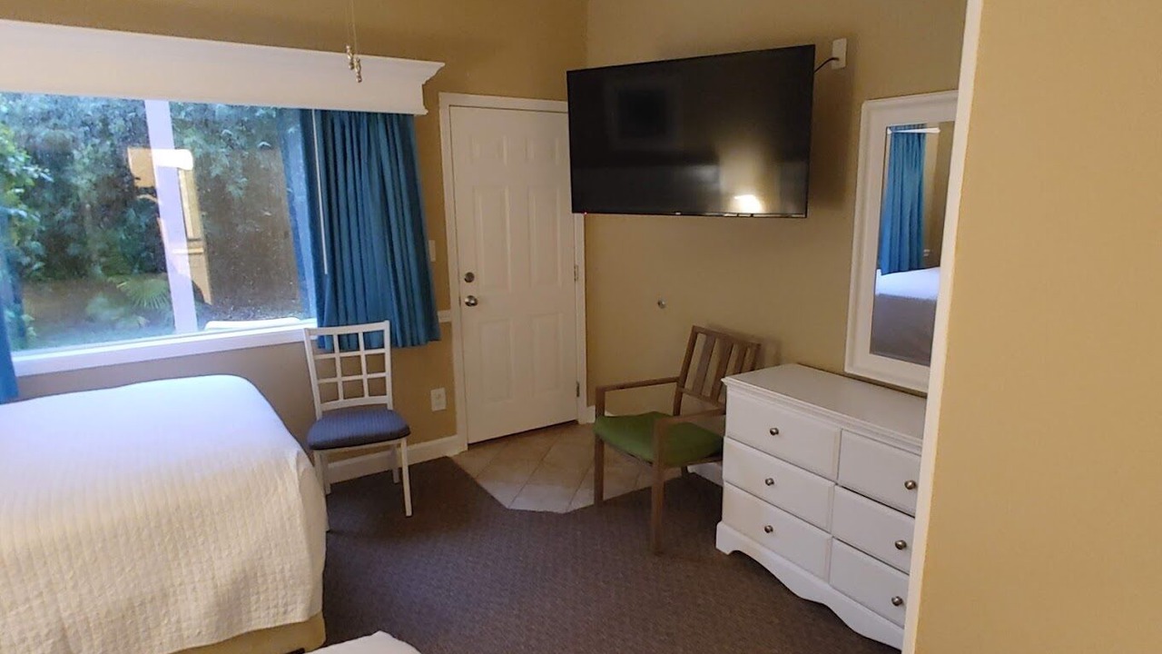 Photo of Bedroom in Surfside Beach