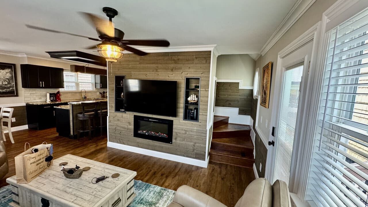 Photo of Livingroom in Surfside Beach
