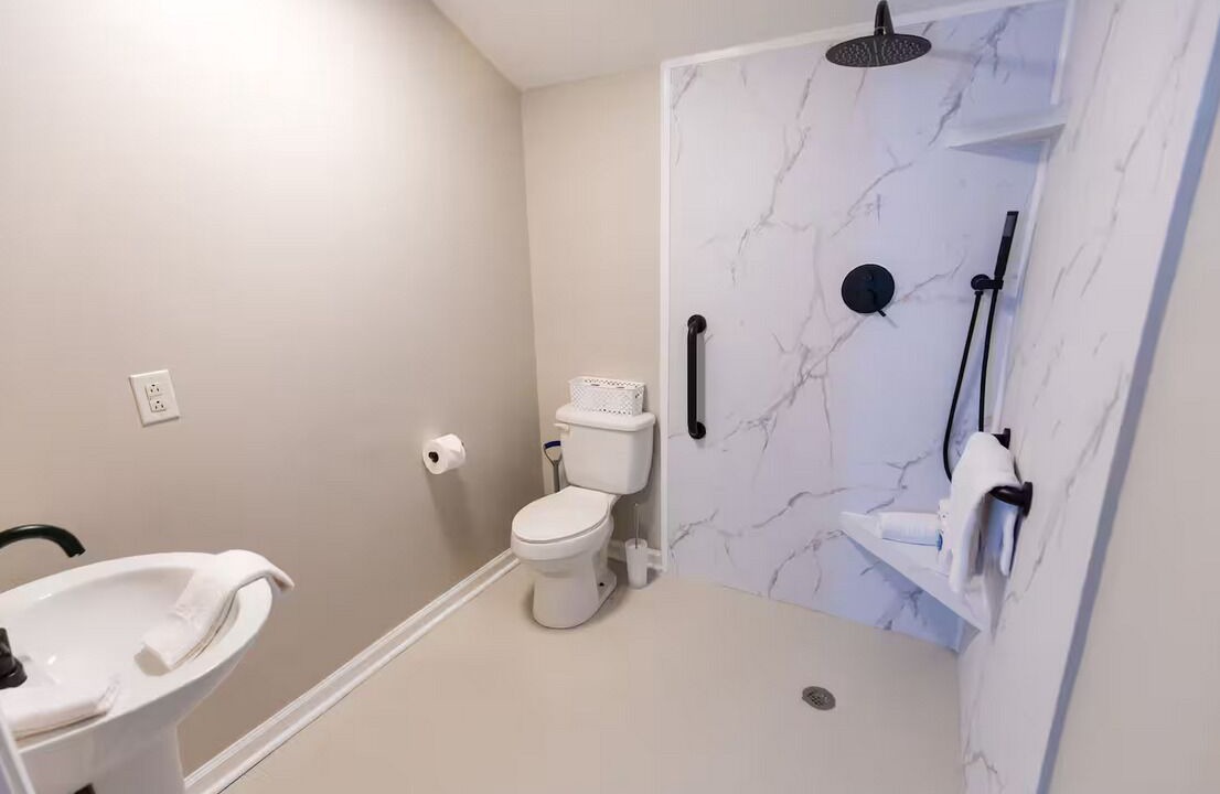 Photo of Bathroom in Dentsville