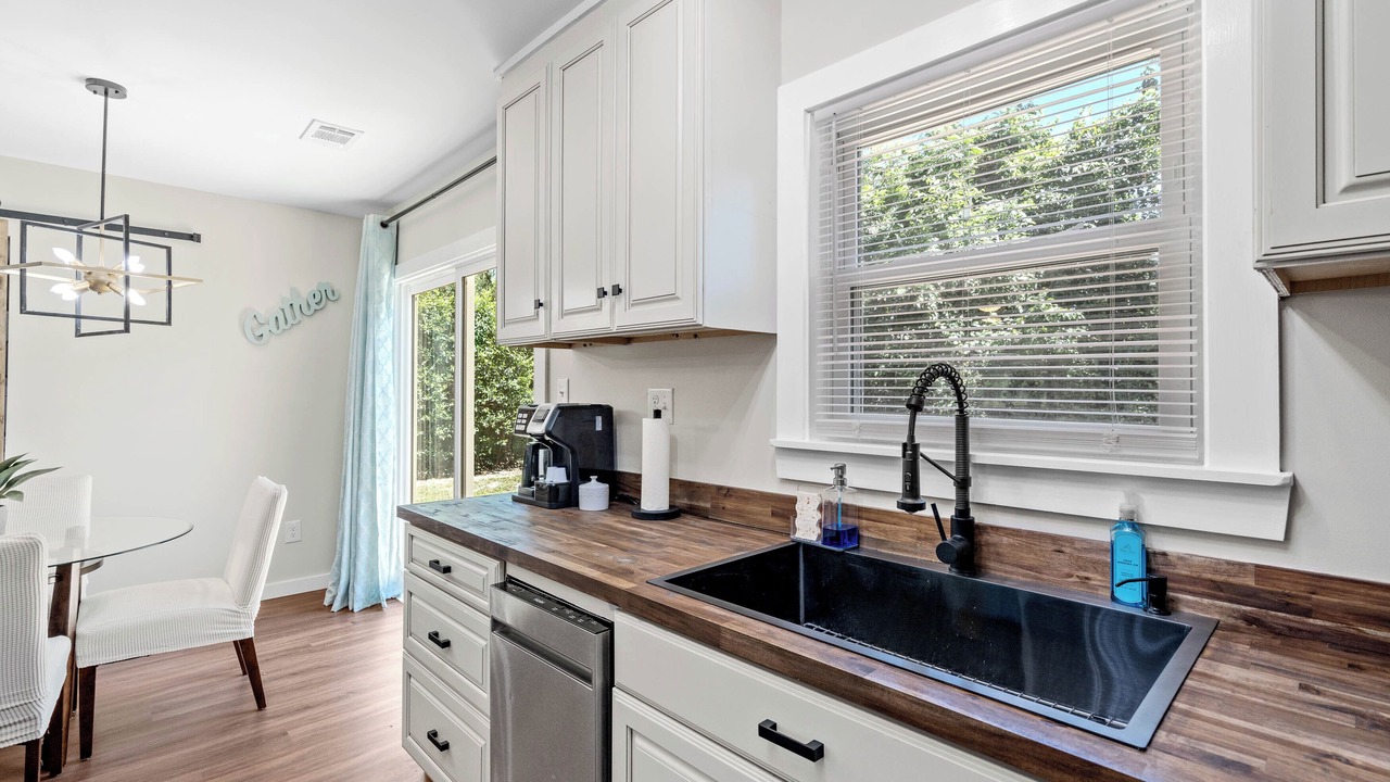 Photo of Kitchen in Polk Village
