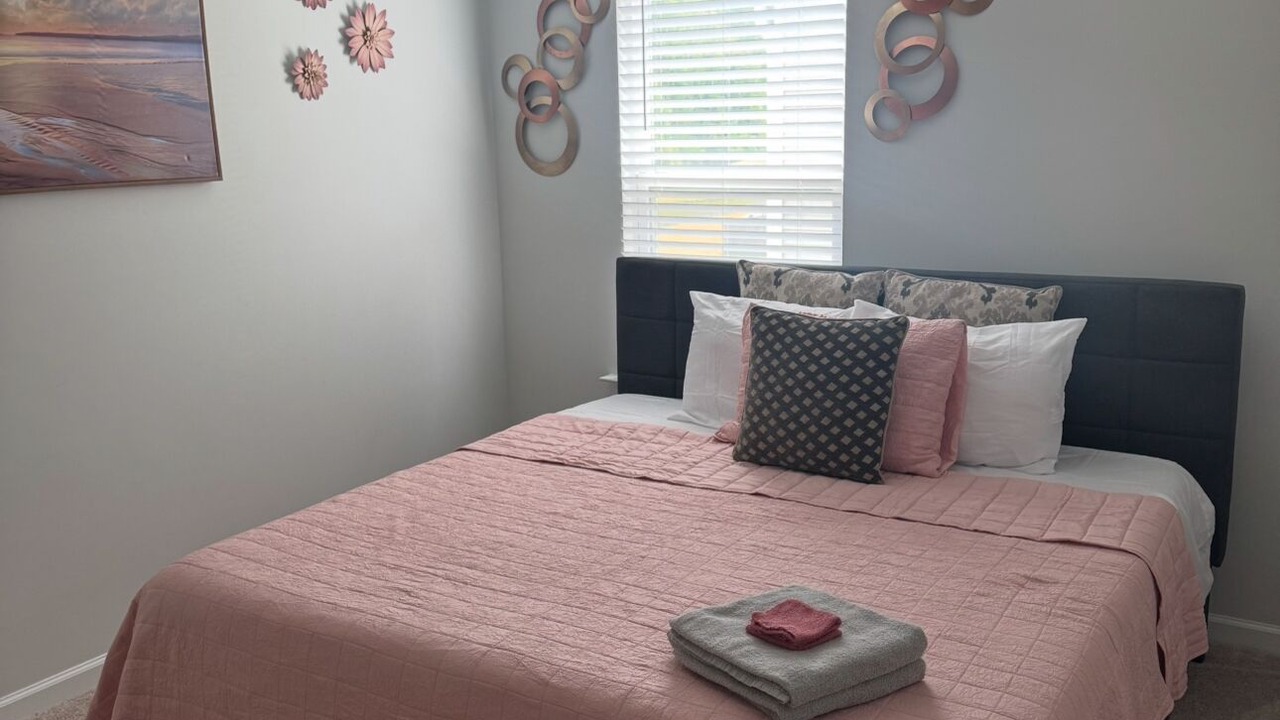 Photo of Bedroom in Summerville