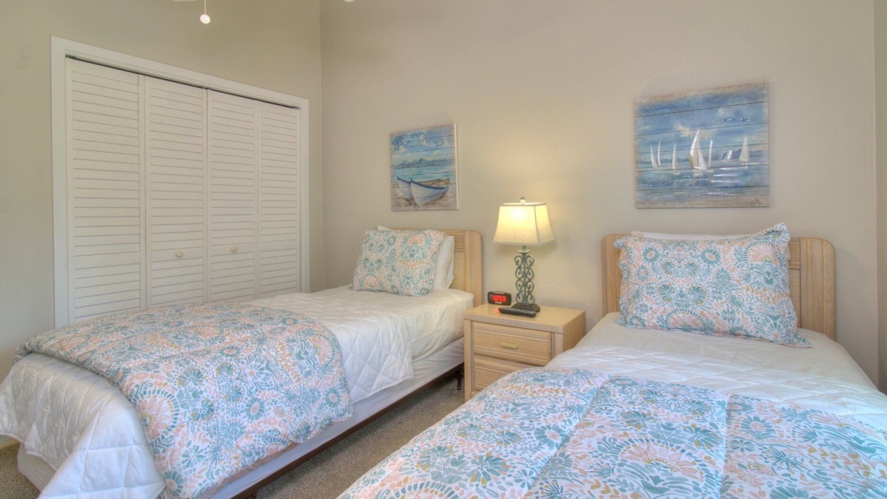 Photo of Bedroom in Arcadian Shores