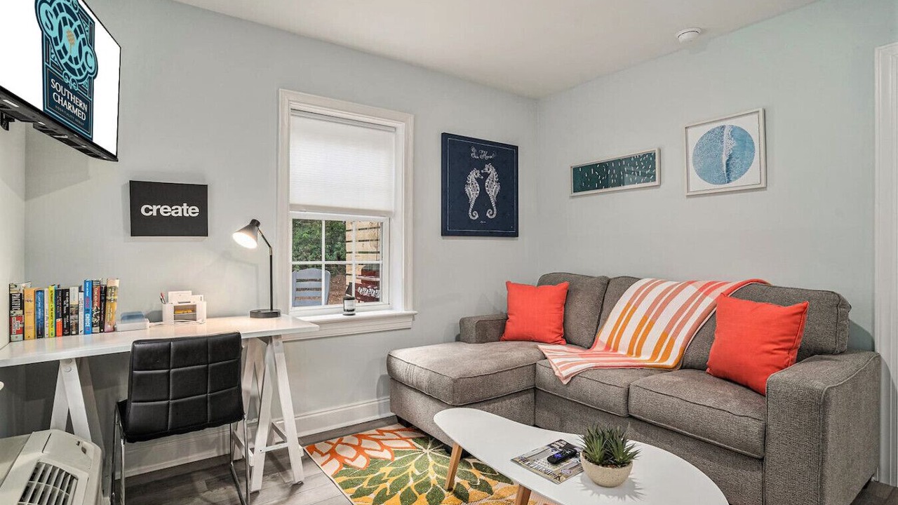 Photo of Livingroom in North Charleston