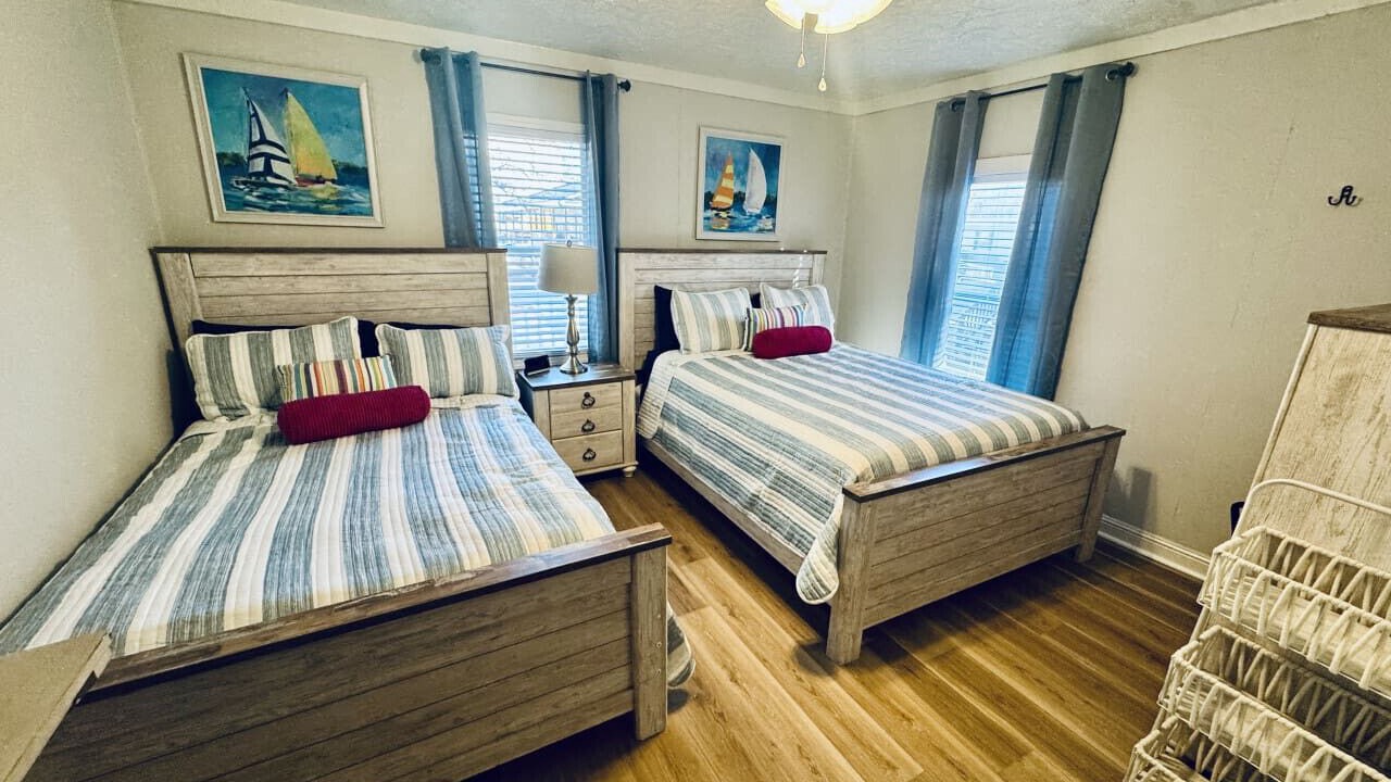 Photo of Bedroom in Surfside Beach