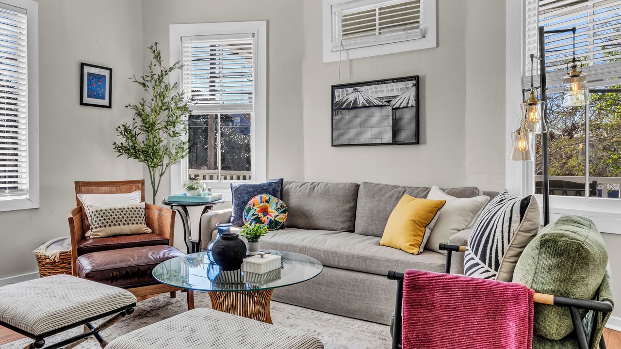 Photo of Livingroom in Metropolitan