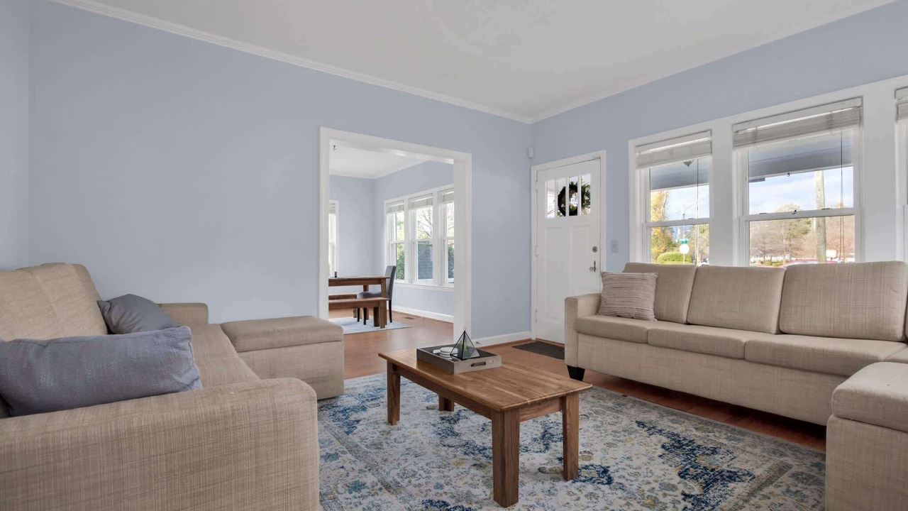 Photo of Livingroom in Terry Sanford