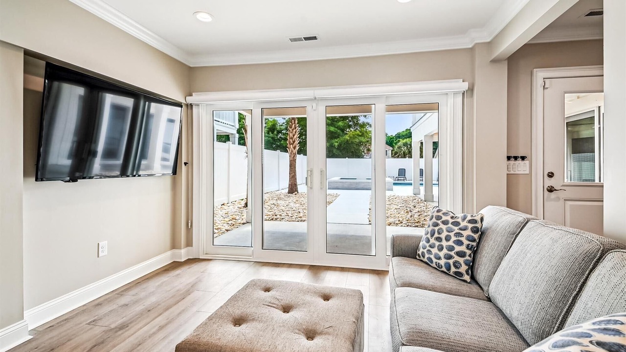 Photo of Livingroom in Atlantic Beach