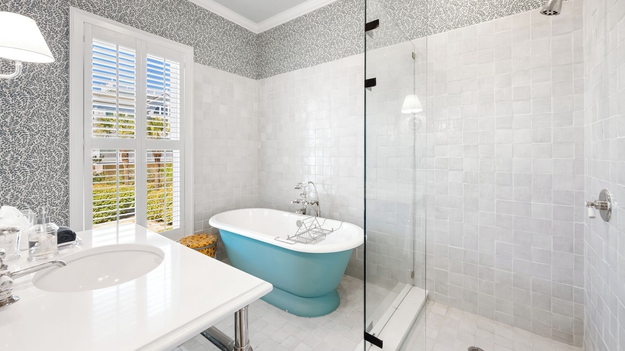 Photo of Bathroom in Debordieu Colony