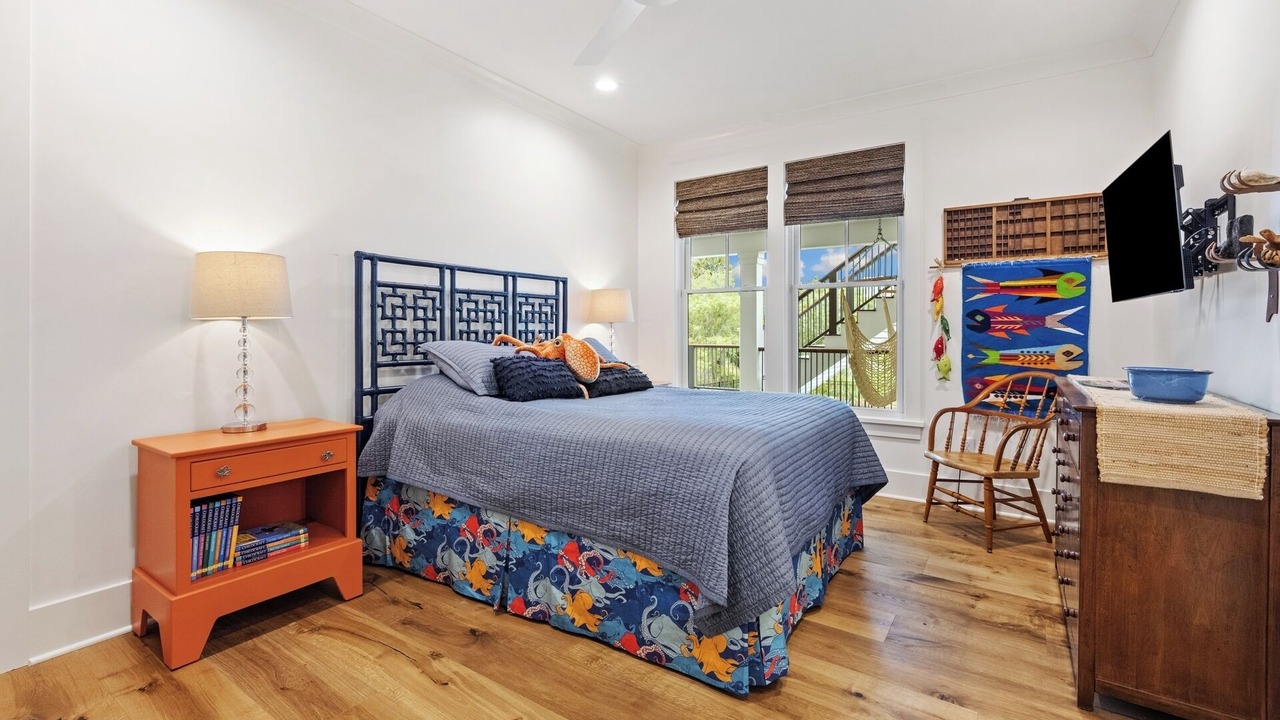 Photo of Bedroom in Debordieu Colony