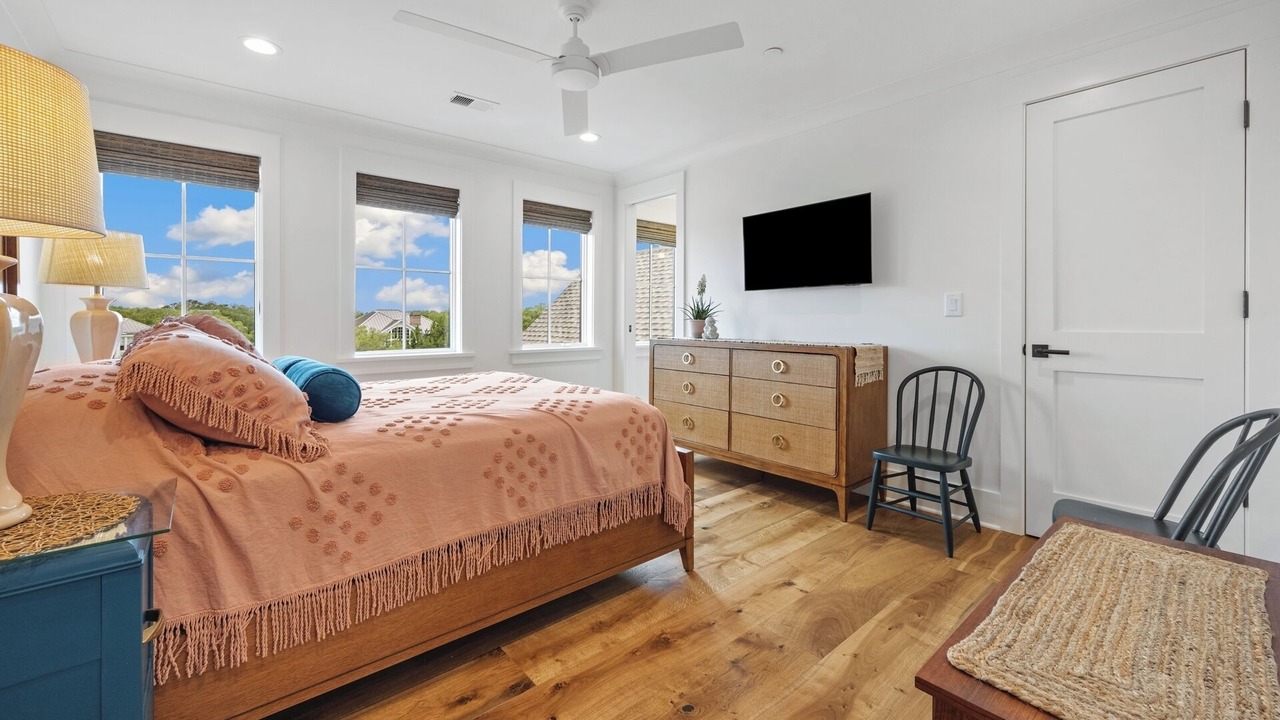 Photo of Bedroom in Debordieu Colony