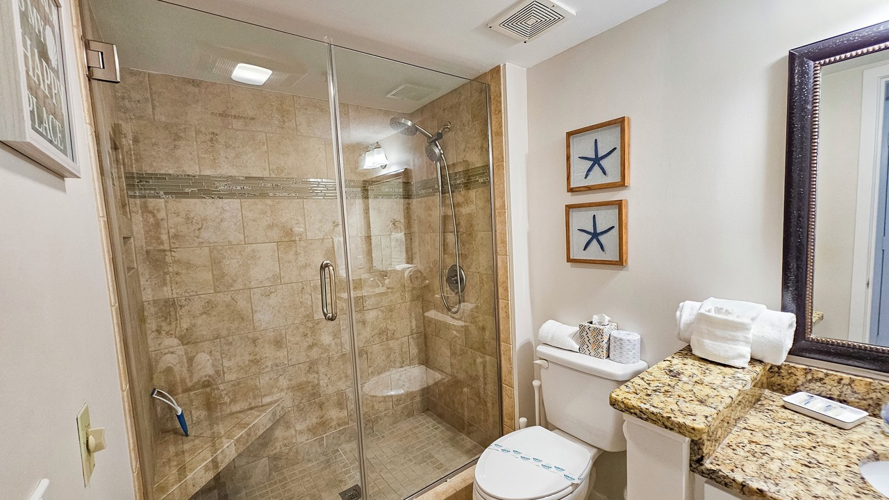Photo of Bathroom in Arcadian Shores