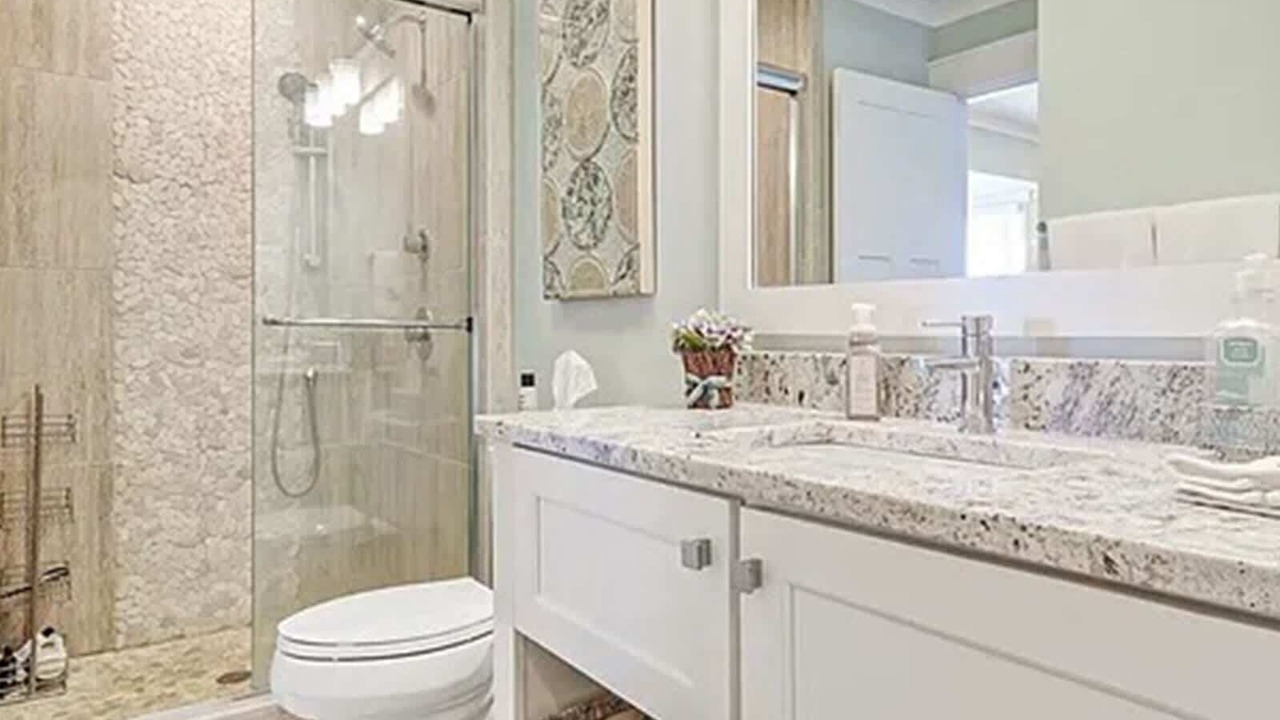 Photo of Bathroom in Harbour Town
