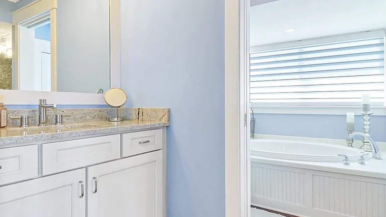 Photo of Bathroom in Harbour Town