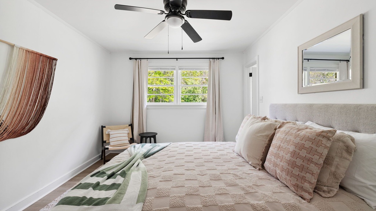 Photo of Bedroom in Hanahan