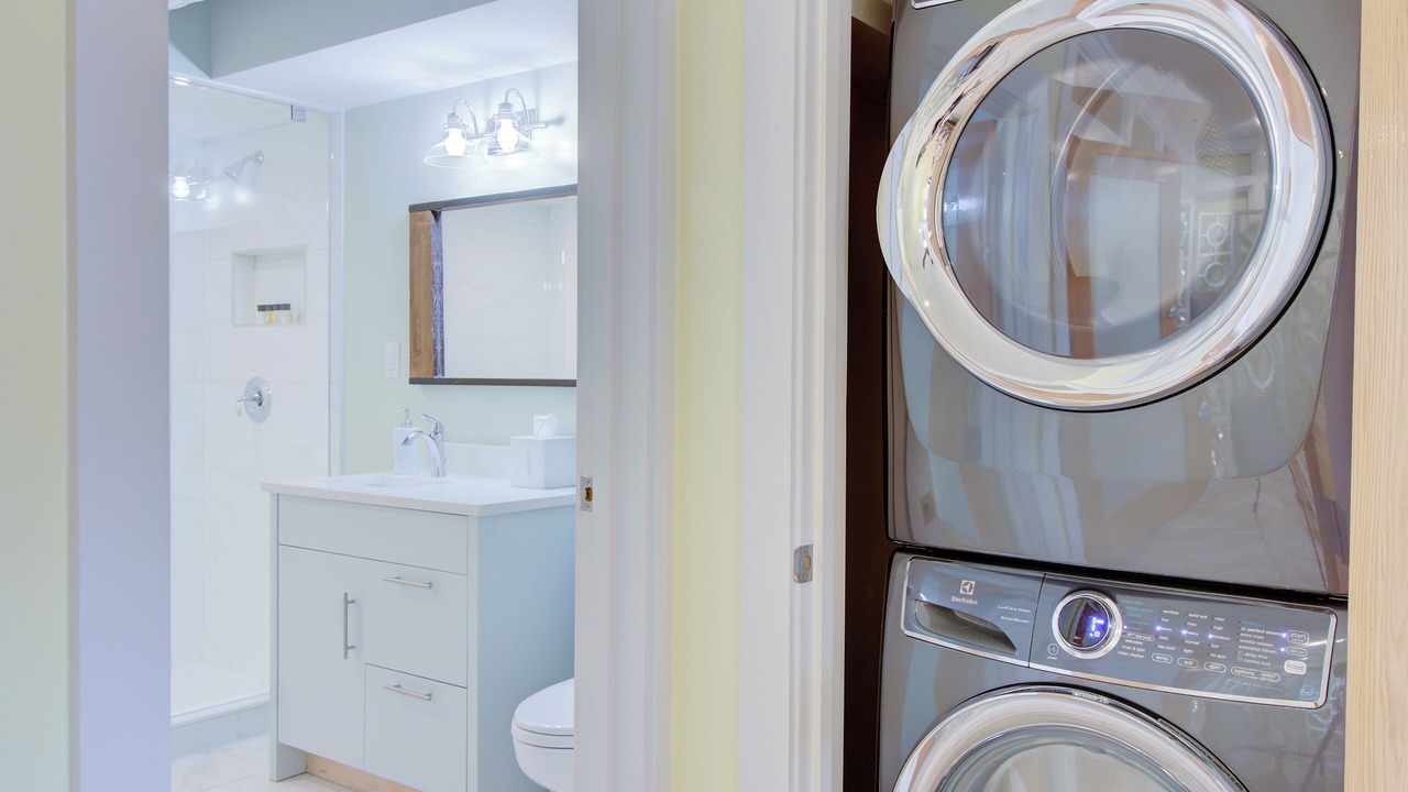 Photo of Bathroom in Charleston Historic District