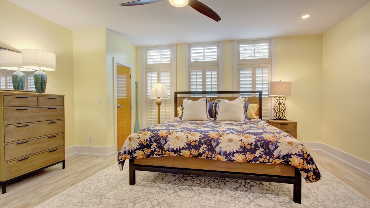 Photo of Bedroom in Charleston Historic District